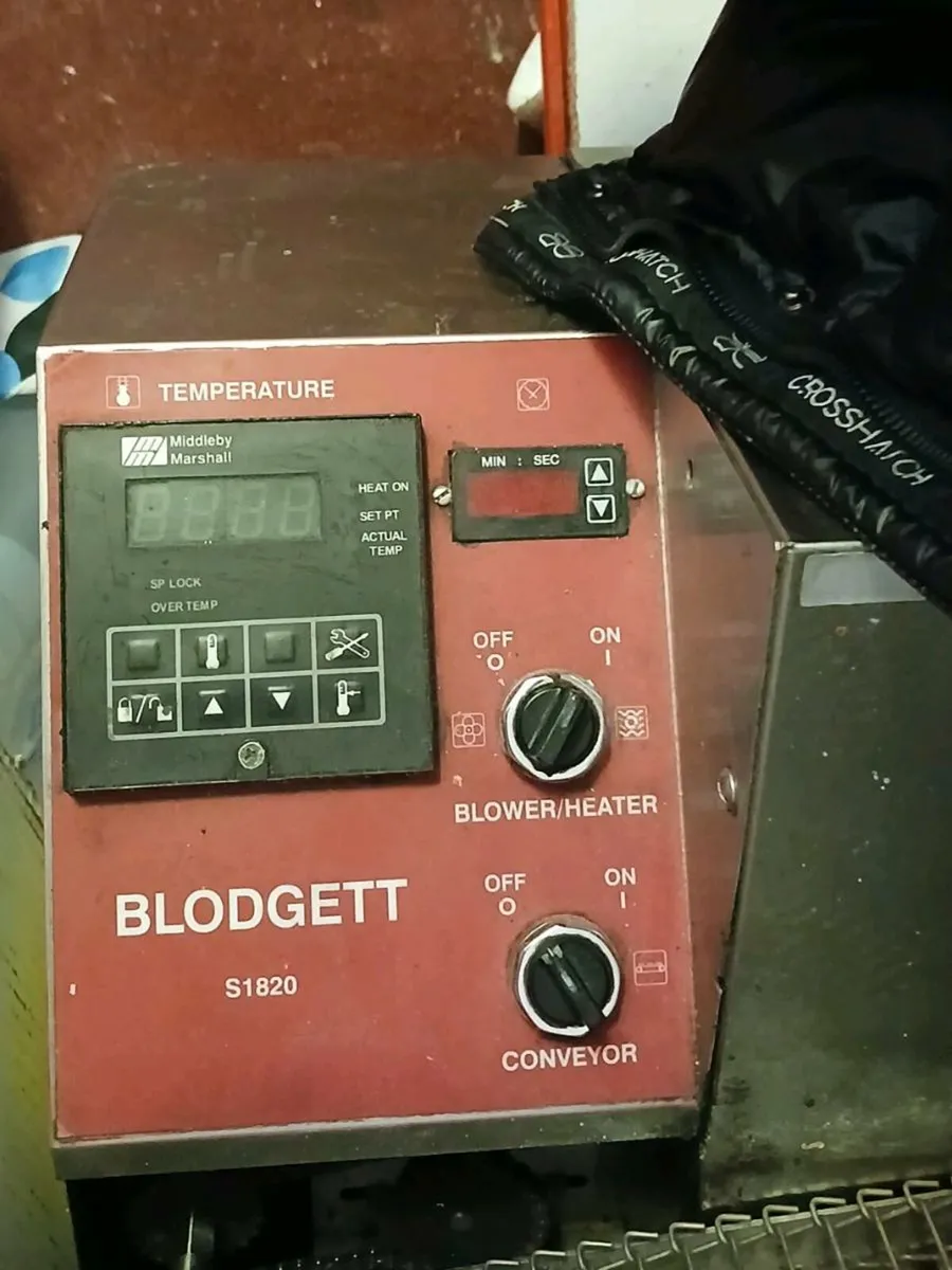 Pizza oven perfect for catering truck or shop - Image 2