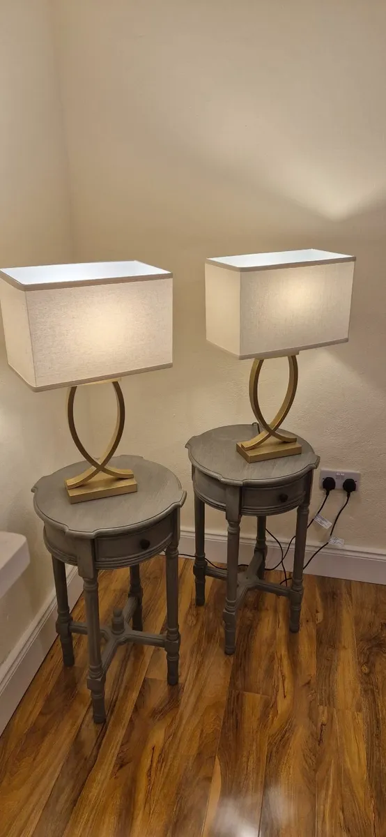 Two gold lamps - Image 1