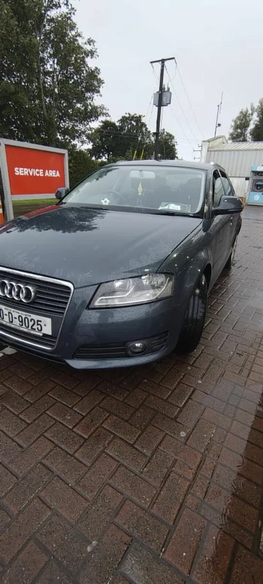 Audi A3 2010 - Image 2