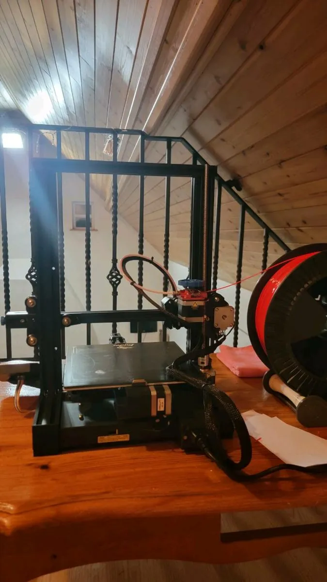 Creality Ender 3V2 3D Printer - Image 2