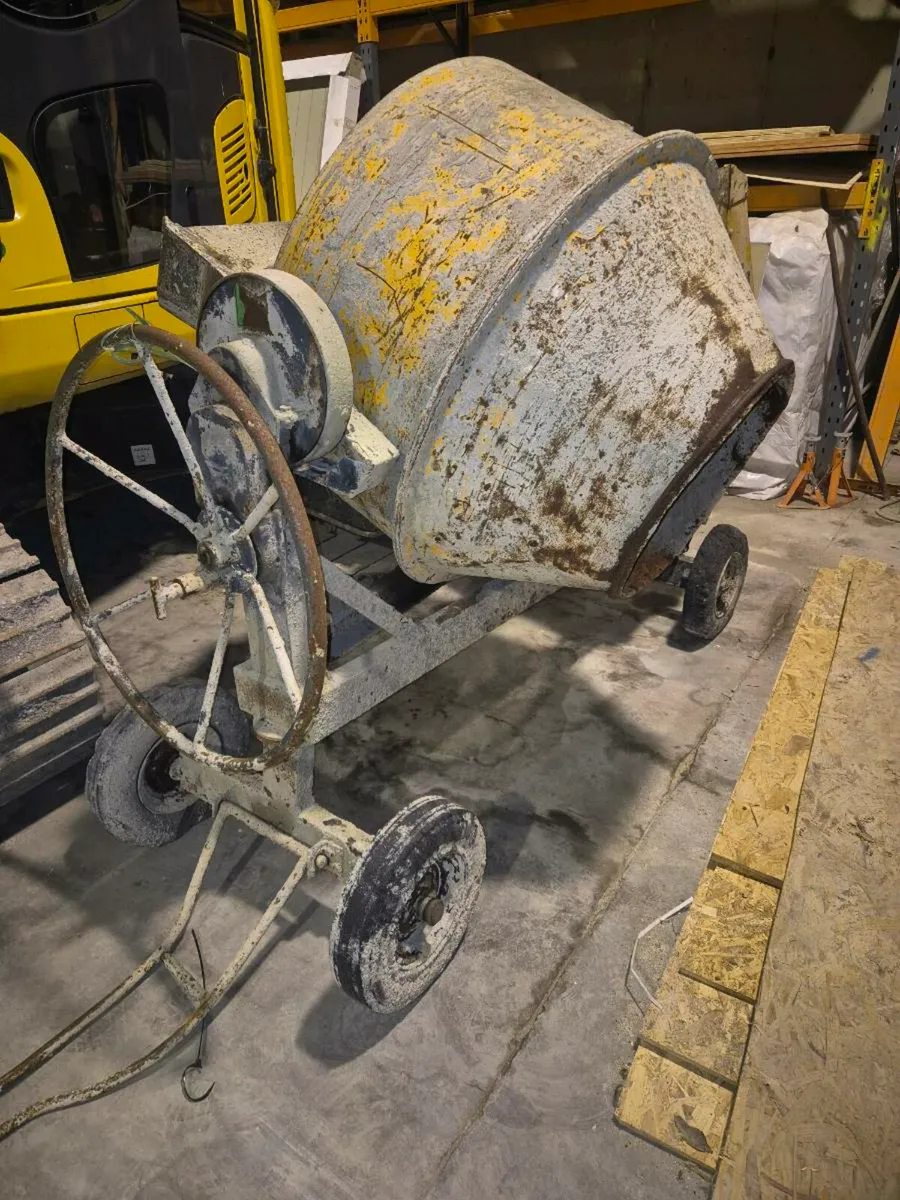 2 benford cement mixers - Image 3