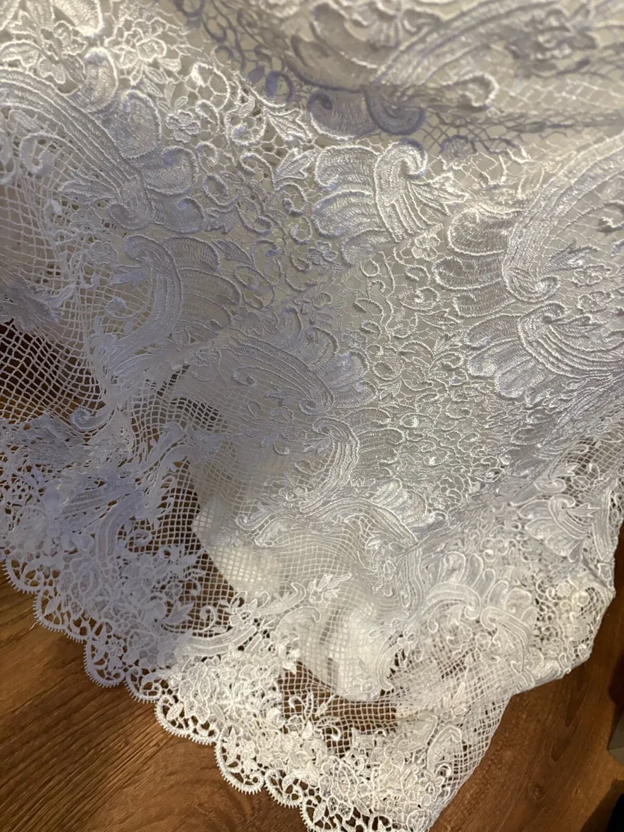 New Wedding dress size 12/14 - Image 4