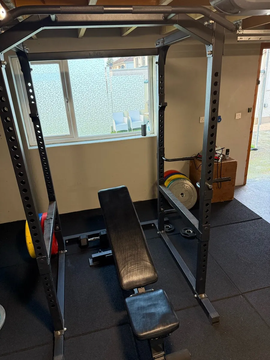Gym rack and bench - Image 2