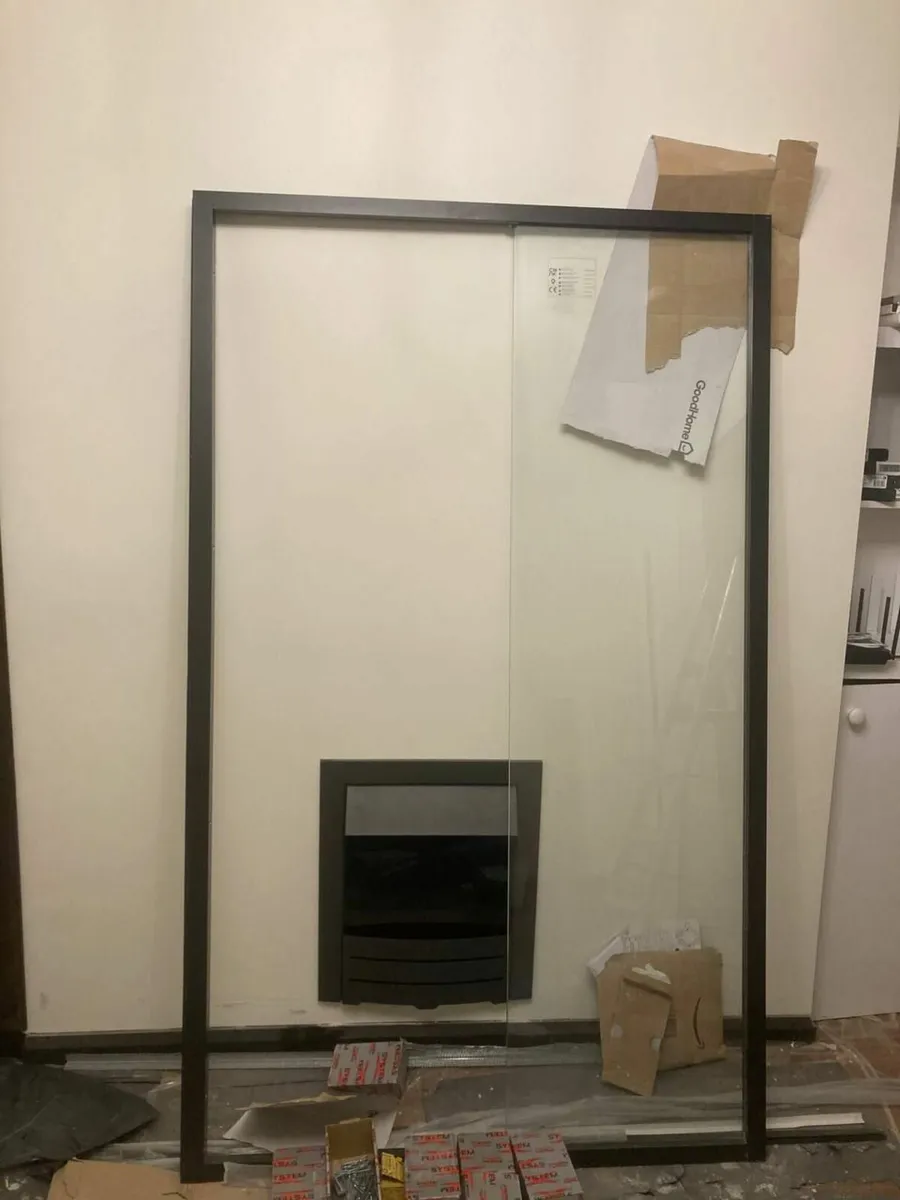 Black Clear glass Sliding Shower - Image 1