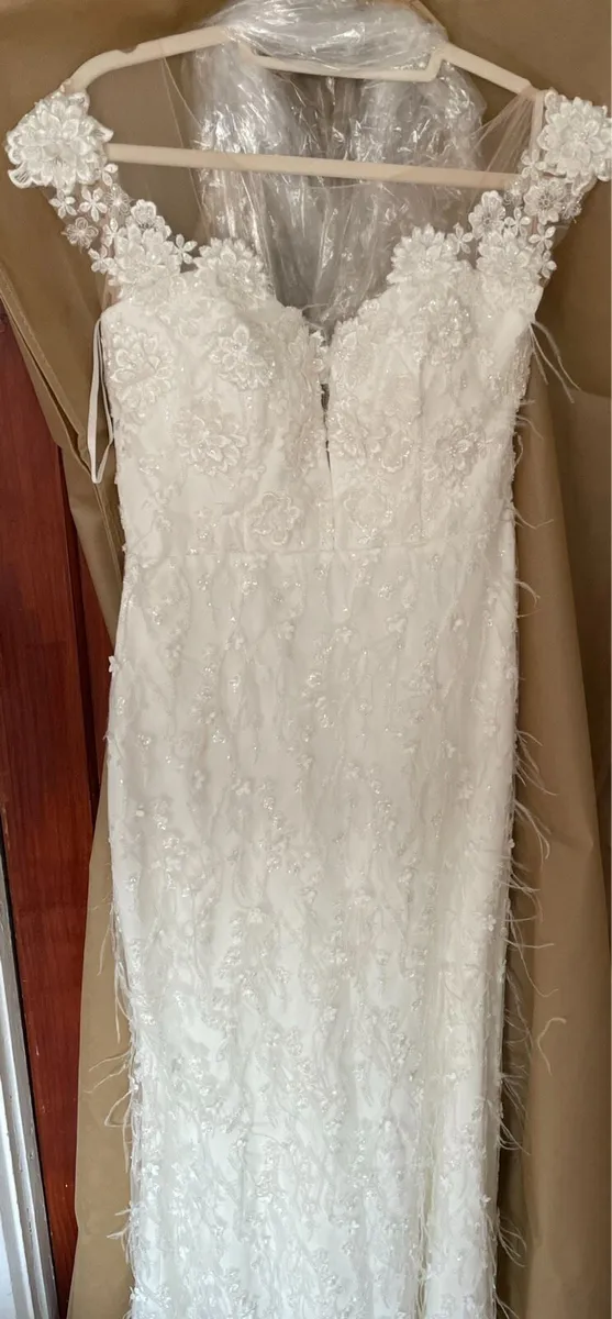 New wedding dress size 10 - Image 3