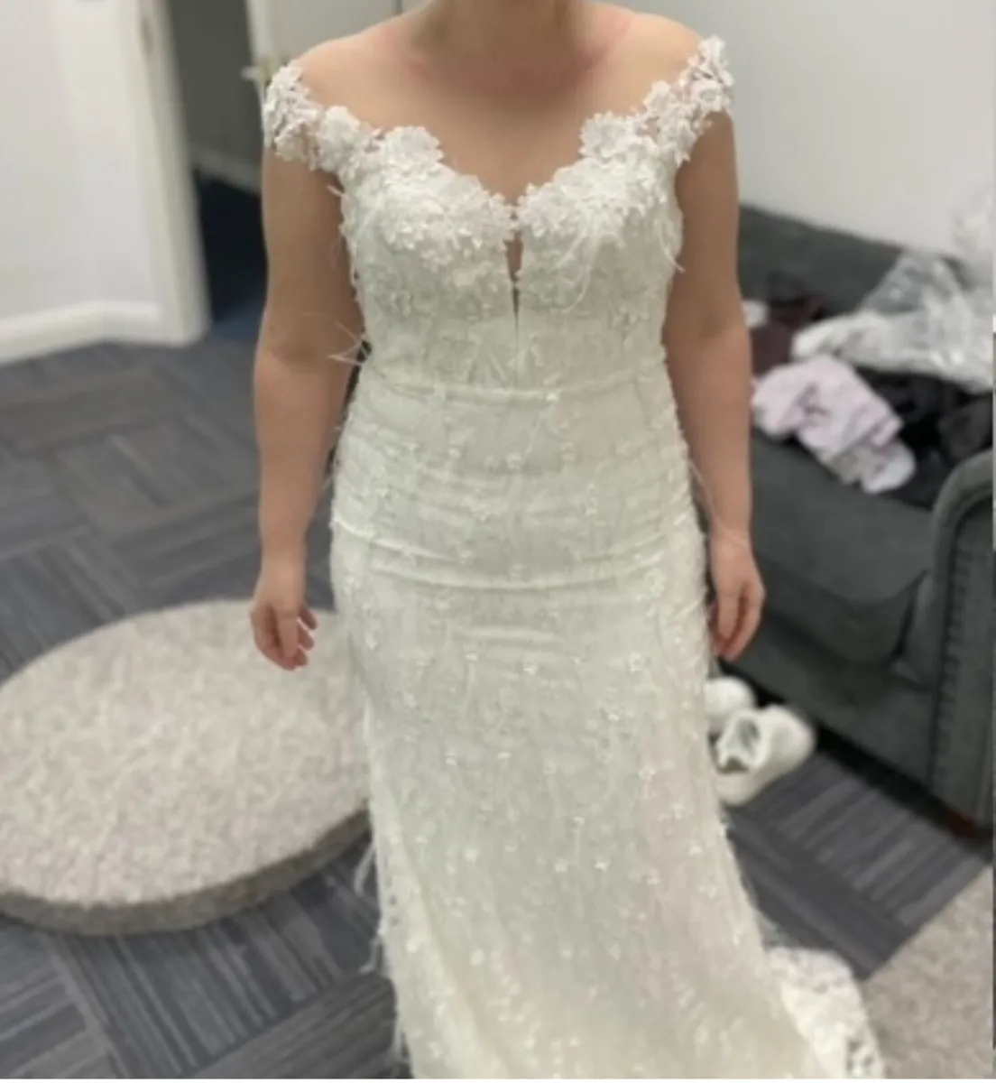 New wedding dress size 10 - Image 4