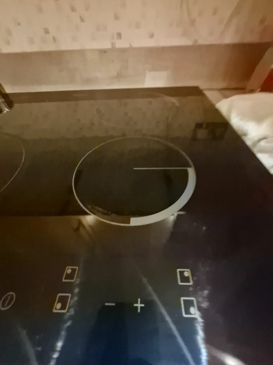 Zanussi inductin Hob - Image 2