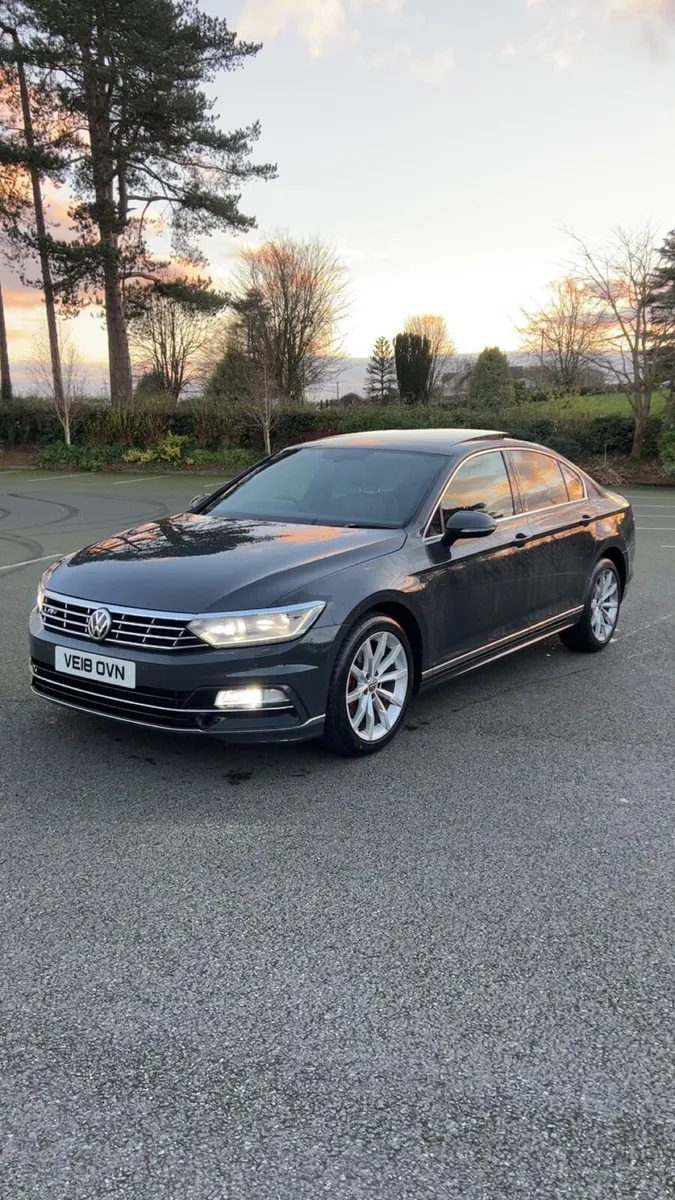 Volkswagen Passat R Line - Image 3