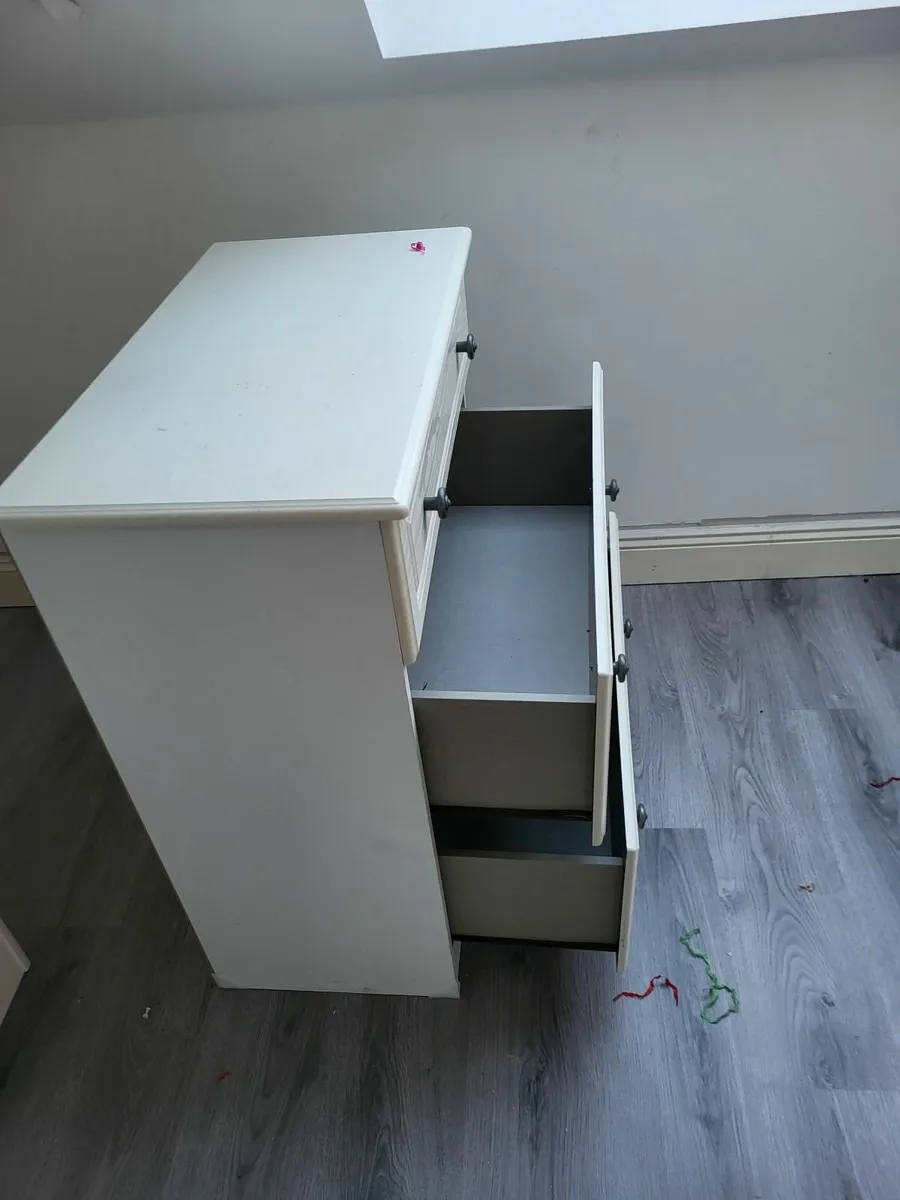Bedroom white chest of drawers - Image 3
