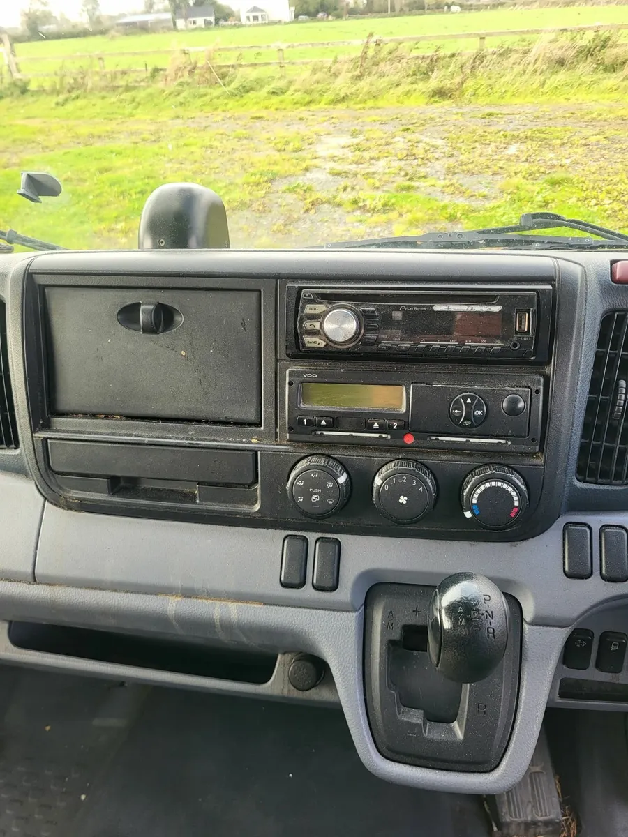 162 MITSUBISHI CANTER FUSO - TEST & TAX - Image 4