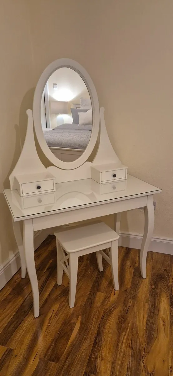 IKEA HEMNES Dressing table with mirror and stool - Image 1