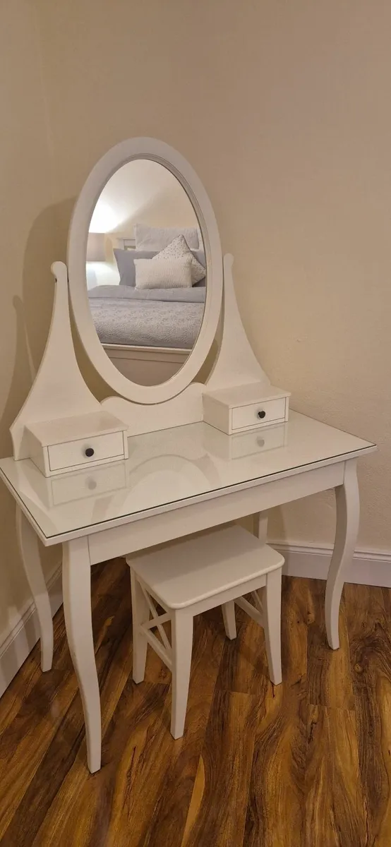 IKEA HEMNES Dressing table with mirror and stool - Image 3