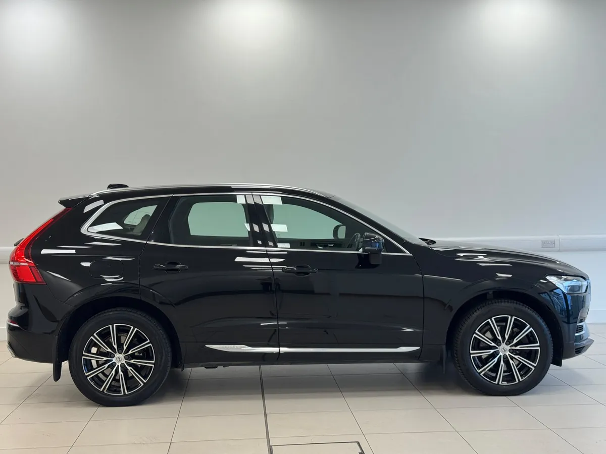 Volvo XC60 2021 - Image 3