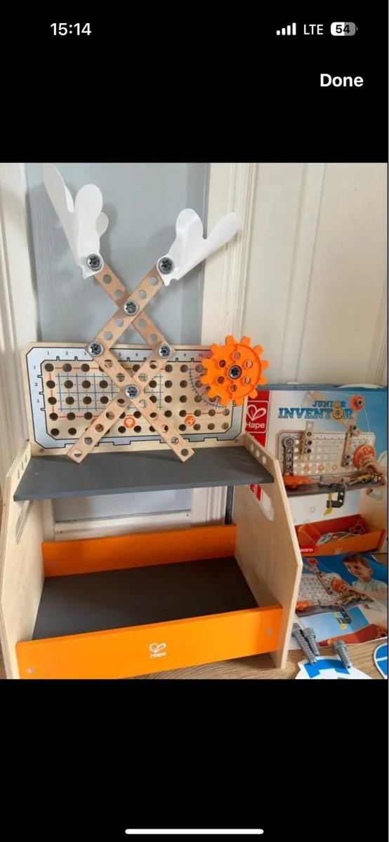 Scientists workbench toys - Image 2