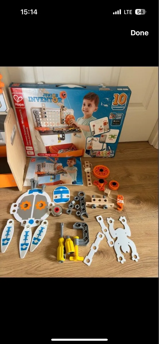 Scientists workbench toys - Image 3