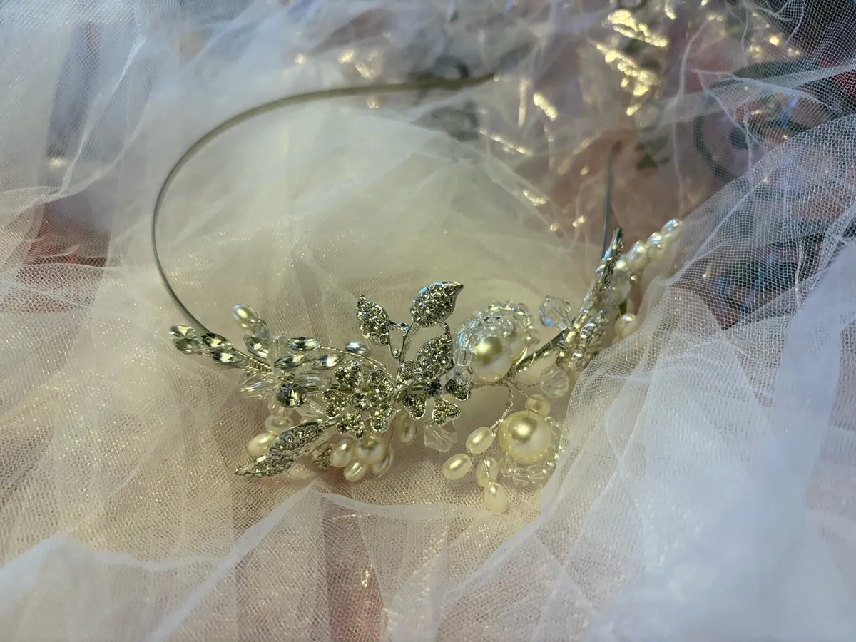 Wedding hair band - Image 2