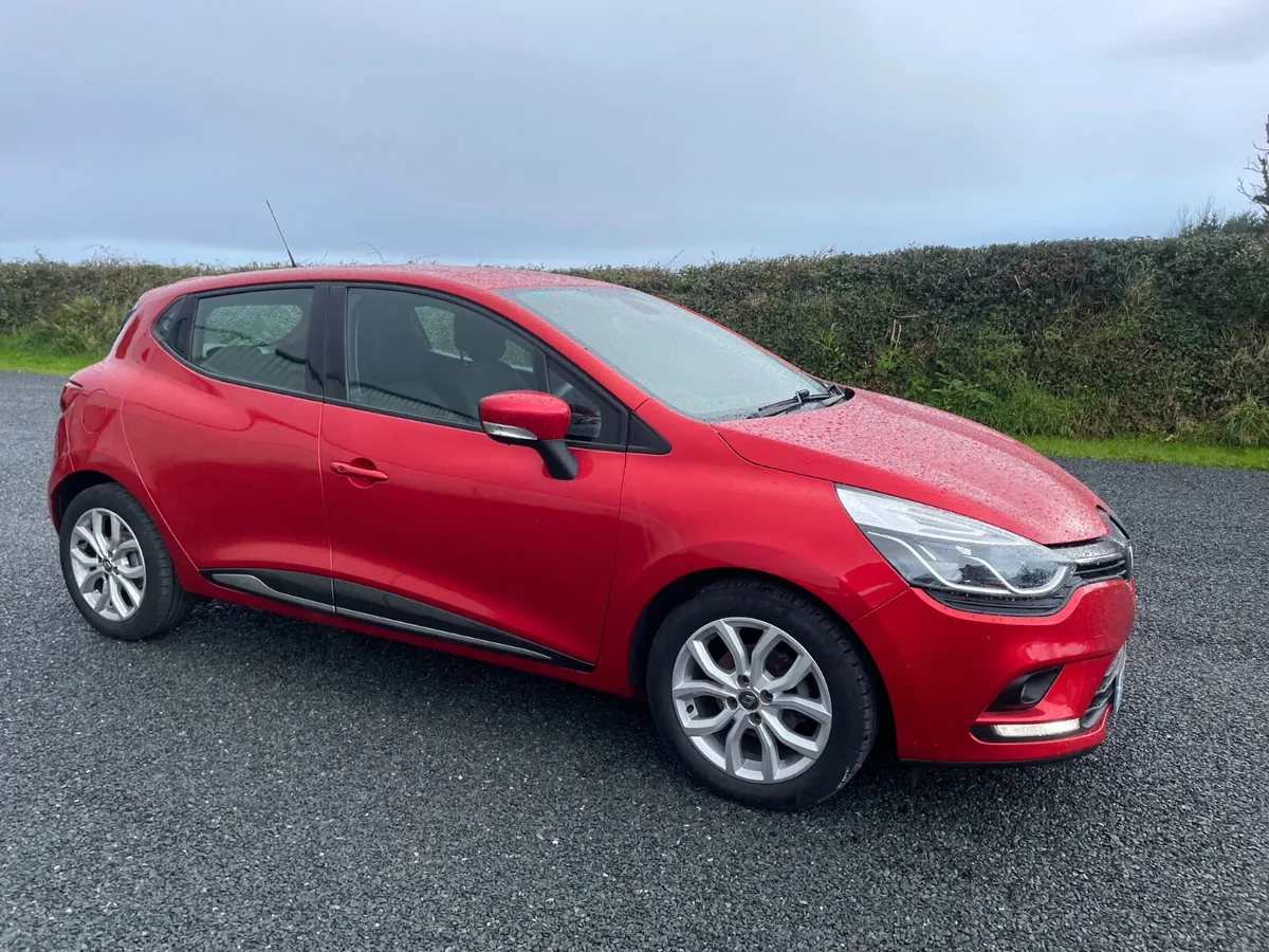 Renault Clio 2018 1.2 Petrol nct 4/26 low kms - Image 2