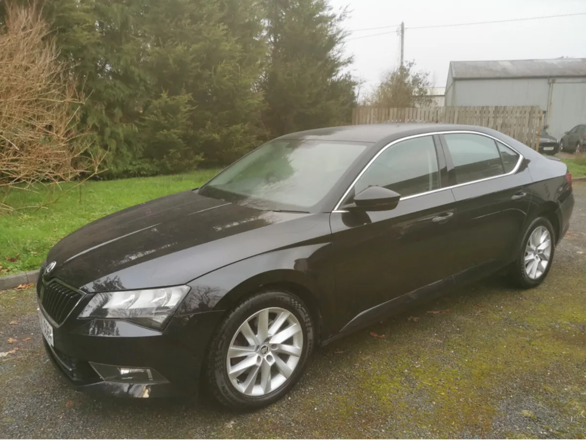 Skoda Superb SE 1.6 TDI 120BHP - Image 4