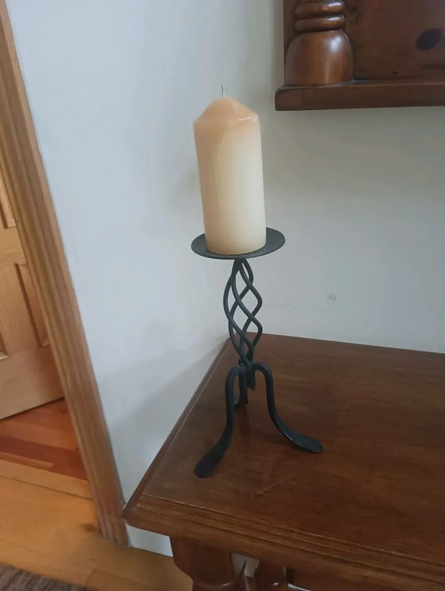 Lovely selection candle holders  new 2 for 15 - Image 3