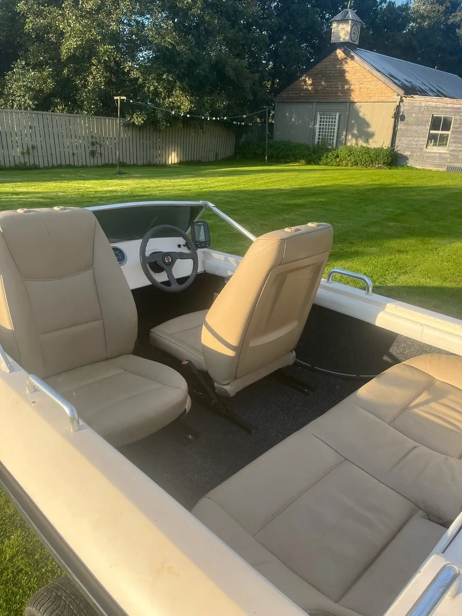 Fletcher 14ft speedboat - Image 4