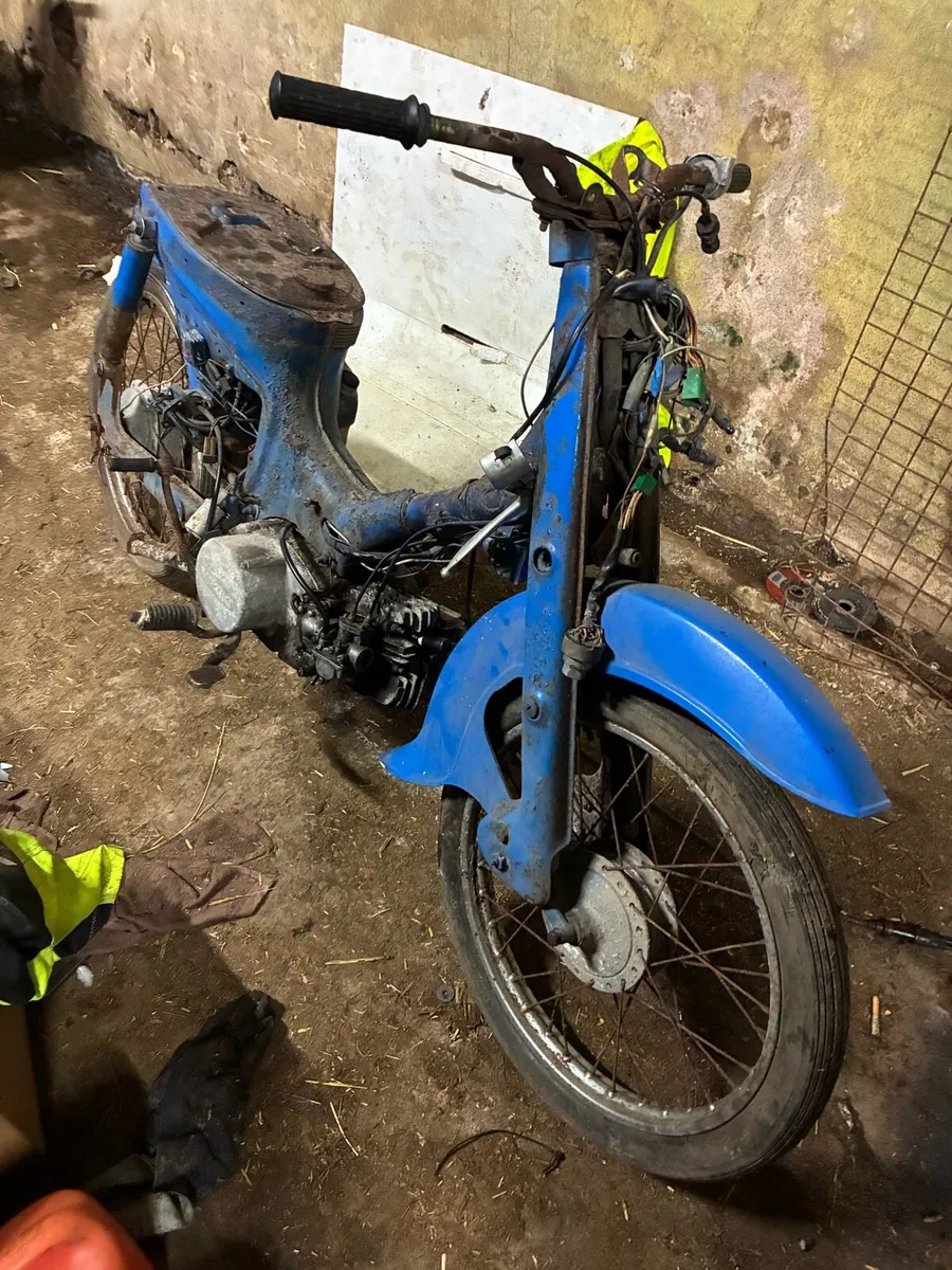 Suzuki 80 2 stroke - Image 3