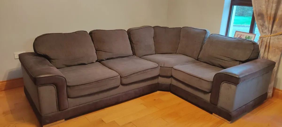 4 Seater Corner Sofa