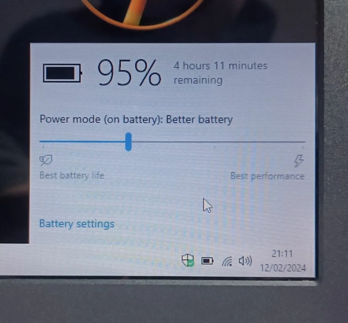 HP 15-g AMD A8 Quad Core Windows Laptop - Image 3