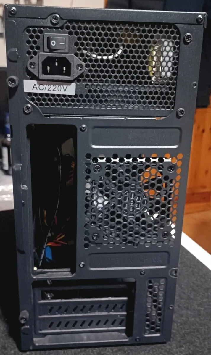 PC Case with 500W PSU - Image 3