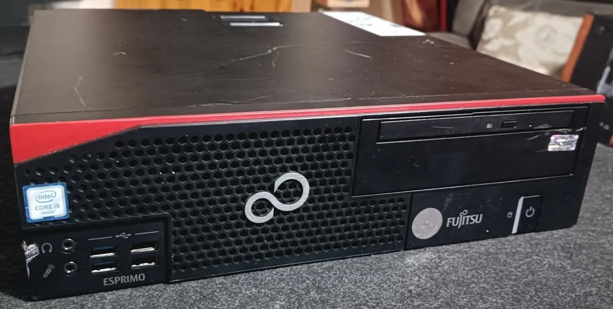 Fujitsu Esprimo D556/2/E85+ i5 Windows 11 PC - Image 1