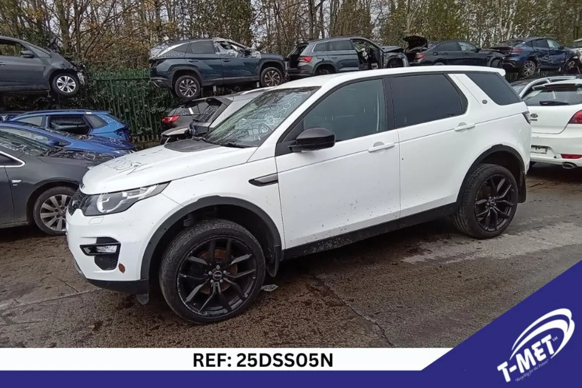 2017 LAND ROVER DISCOVERY SPORT BREAKING FOR PARTS - Image 3
