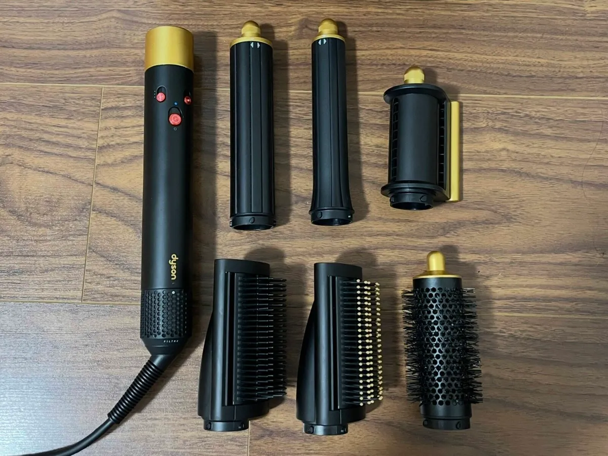 Dyson Airwrap multi-styler (Onyx Black/Gold) - Image 2