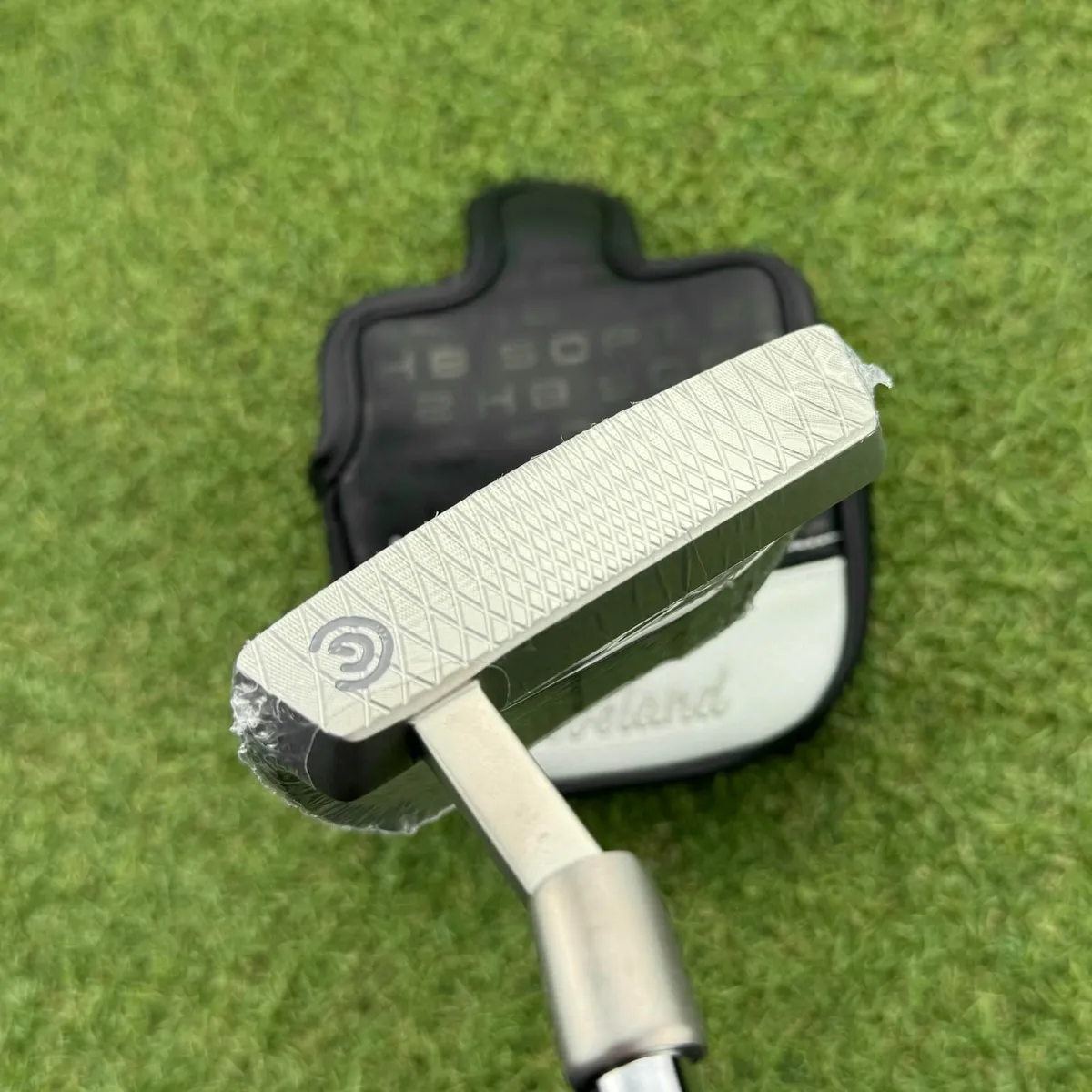 New Cleveland HB Soft 2 10.5 Putter / 34″ - Image 3
