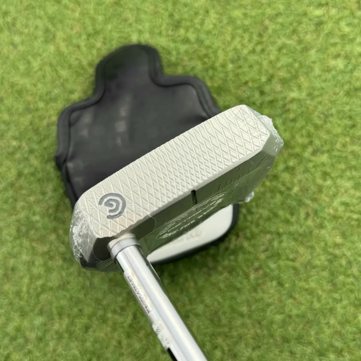 New Cleveland HB Soft 2 Retreve Putter / 34″ - Image 3