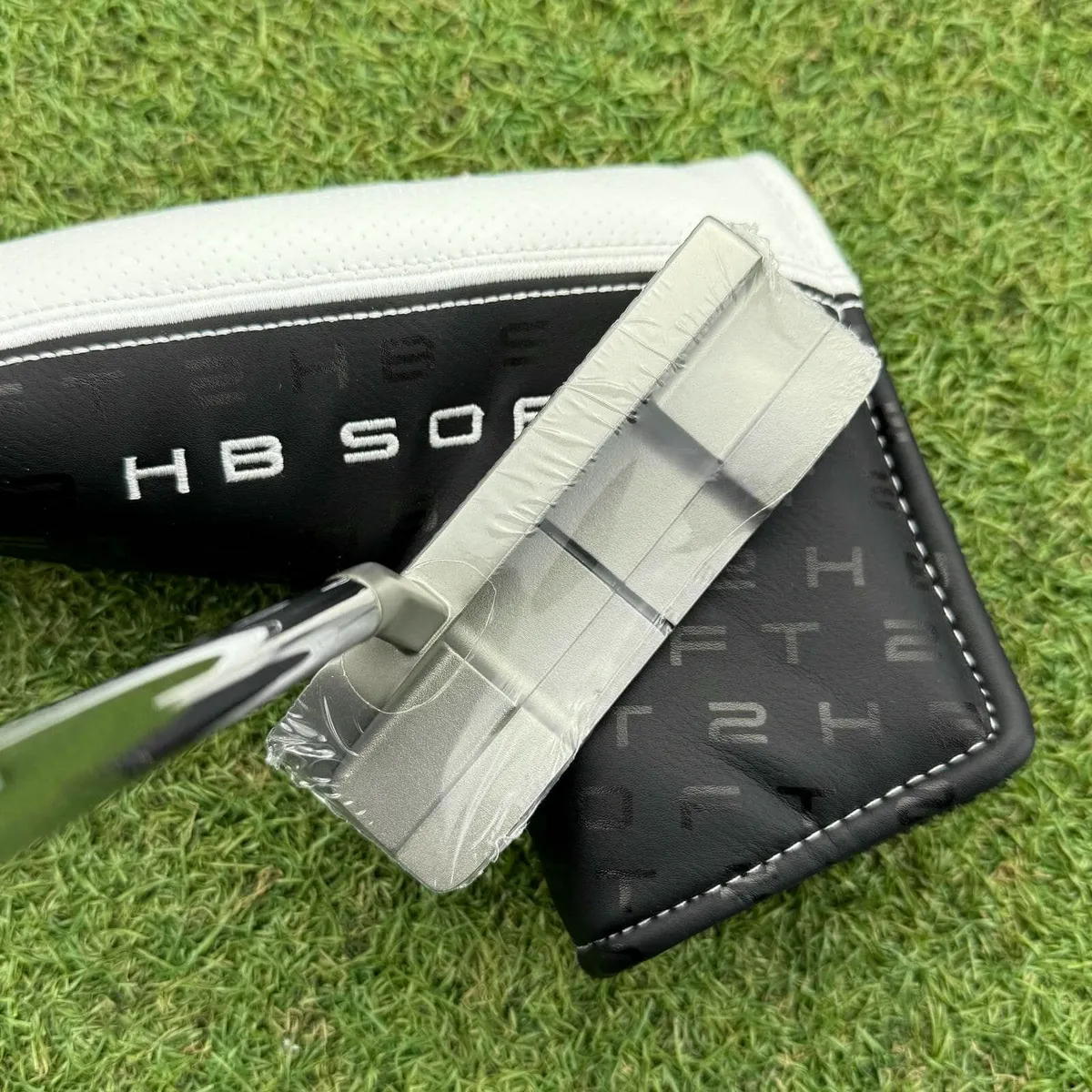 New Cleveland HB Soft 2 #8 Putter / 35″ - Image 4