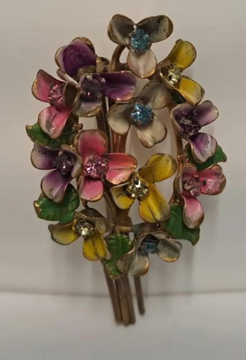 Vintage brooch flower bouquet - Image 1