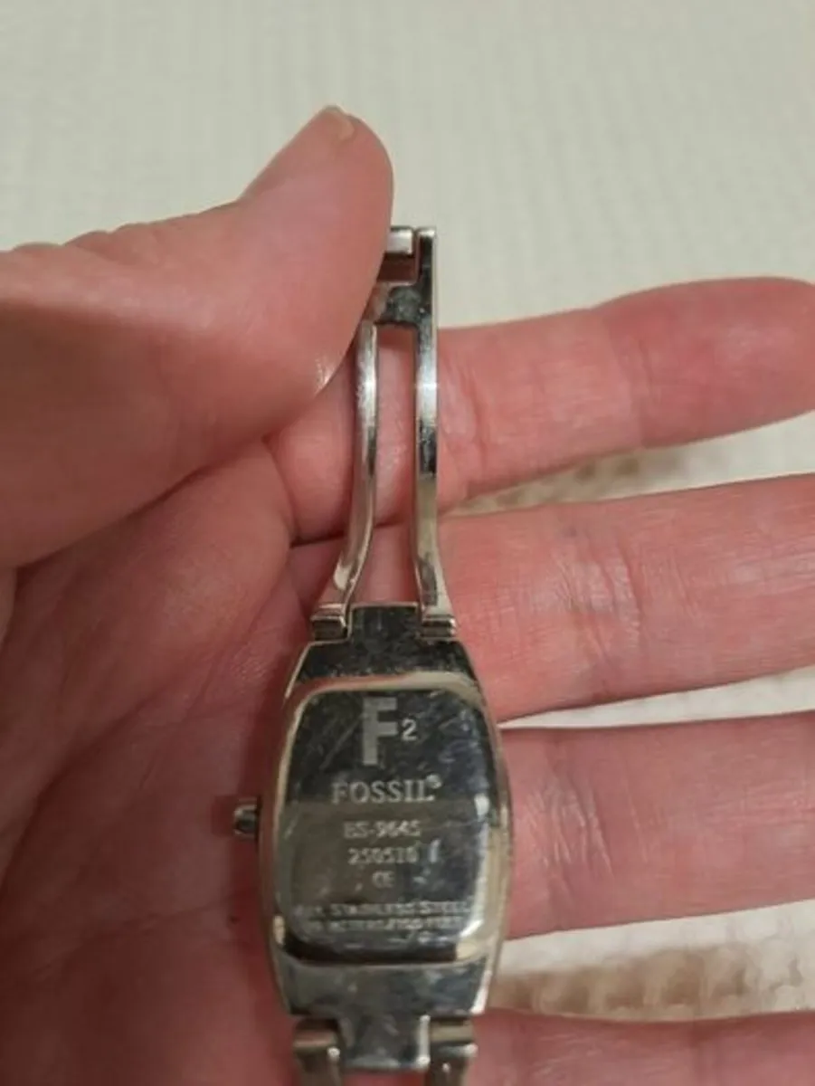 Fossil F2 watch - Image 2