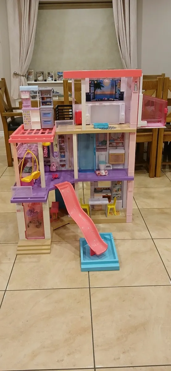 Barbie Dreamhouse - Image 1