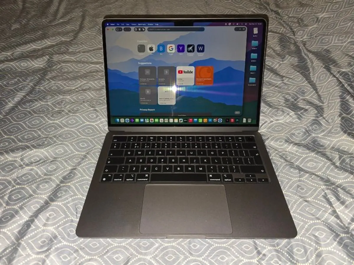 Macbook Air M3 13 in. - Image 2