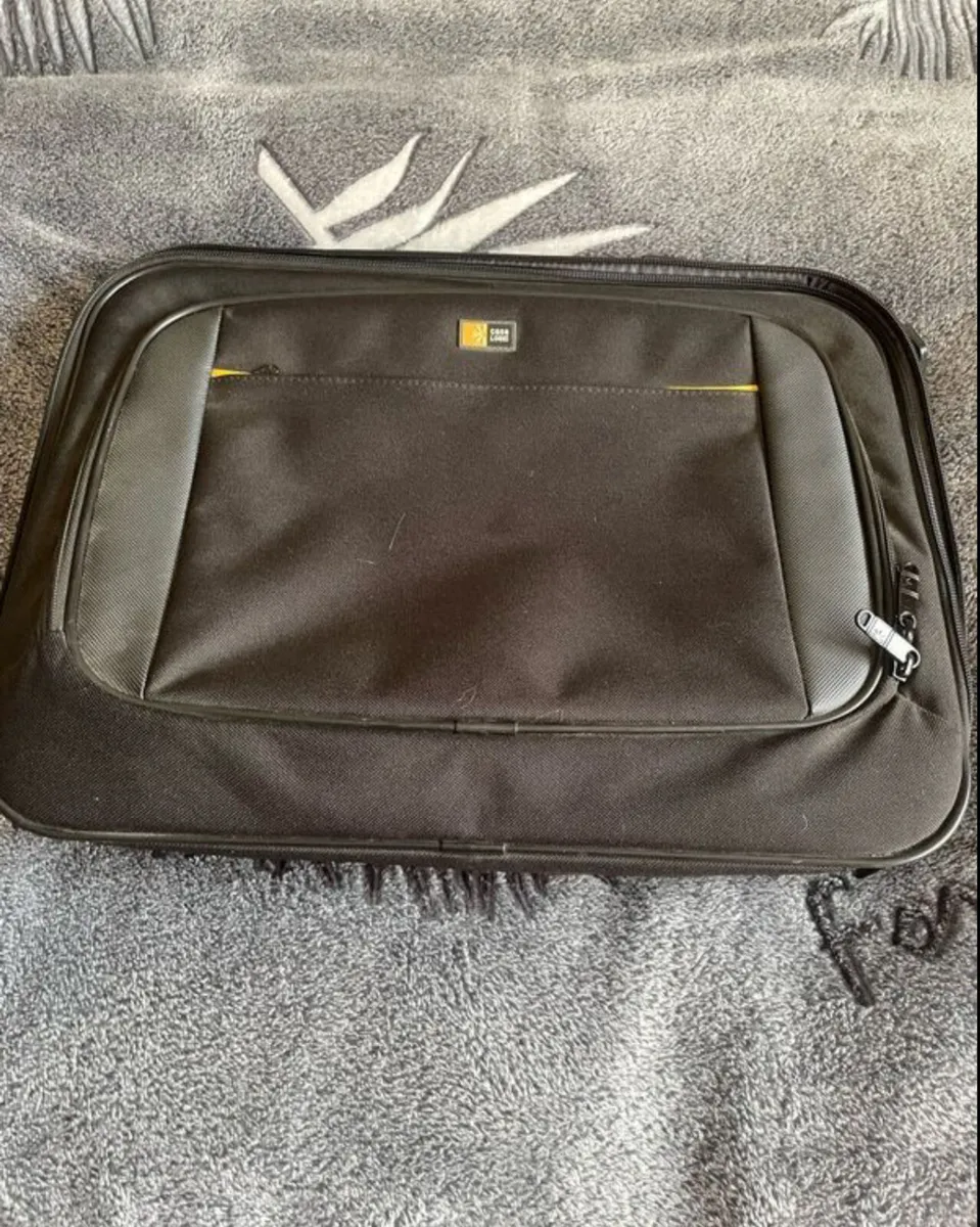 Laptop bag cover - Image 1