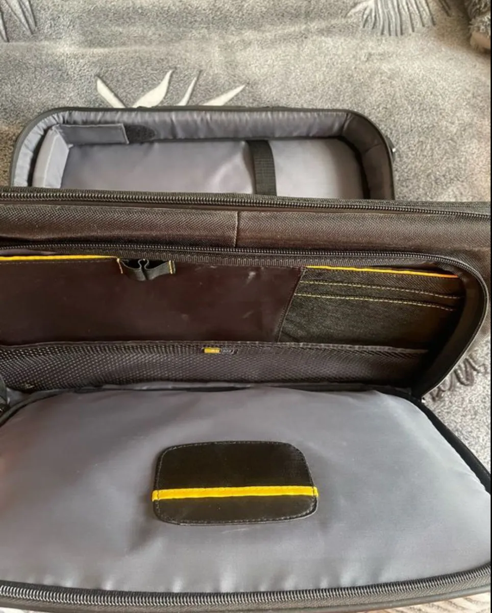 Laptop bag cover - Image 4