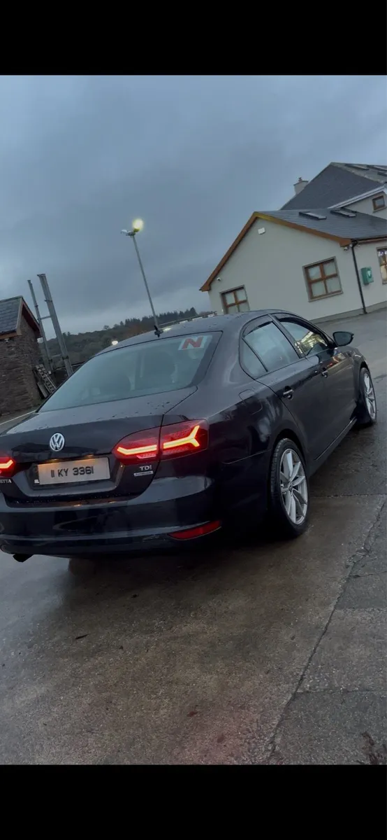Volkswagen Mk6 Jetta - Image 2