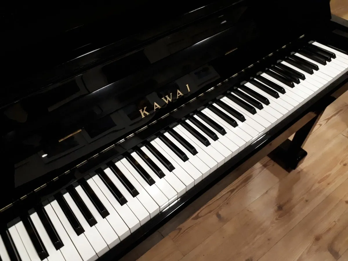 1976 Kawai BL51 | Superb Tone & Quality - Image 1