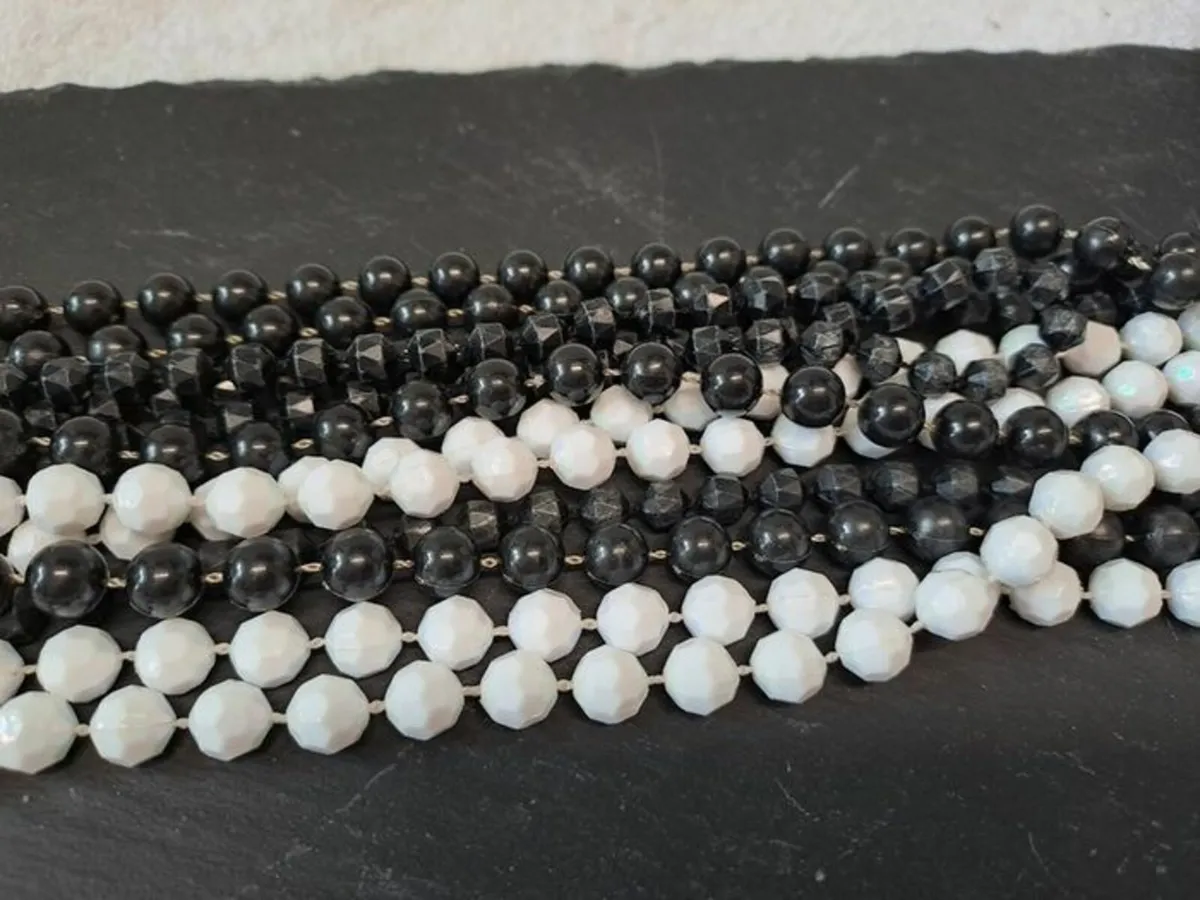 3 strings of Beads 1920s - Image 2