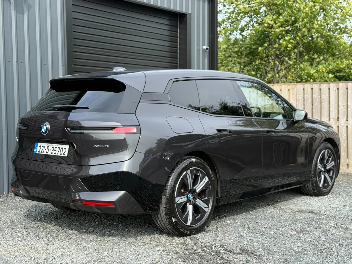 BMW IX M-SPORT 40E XDRIVE - Image 3