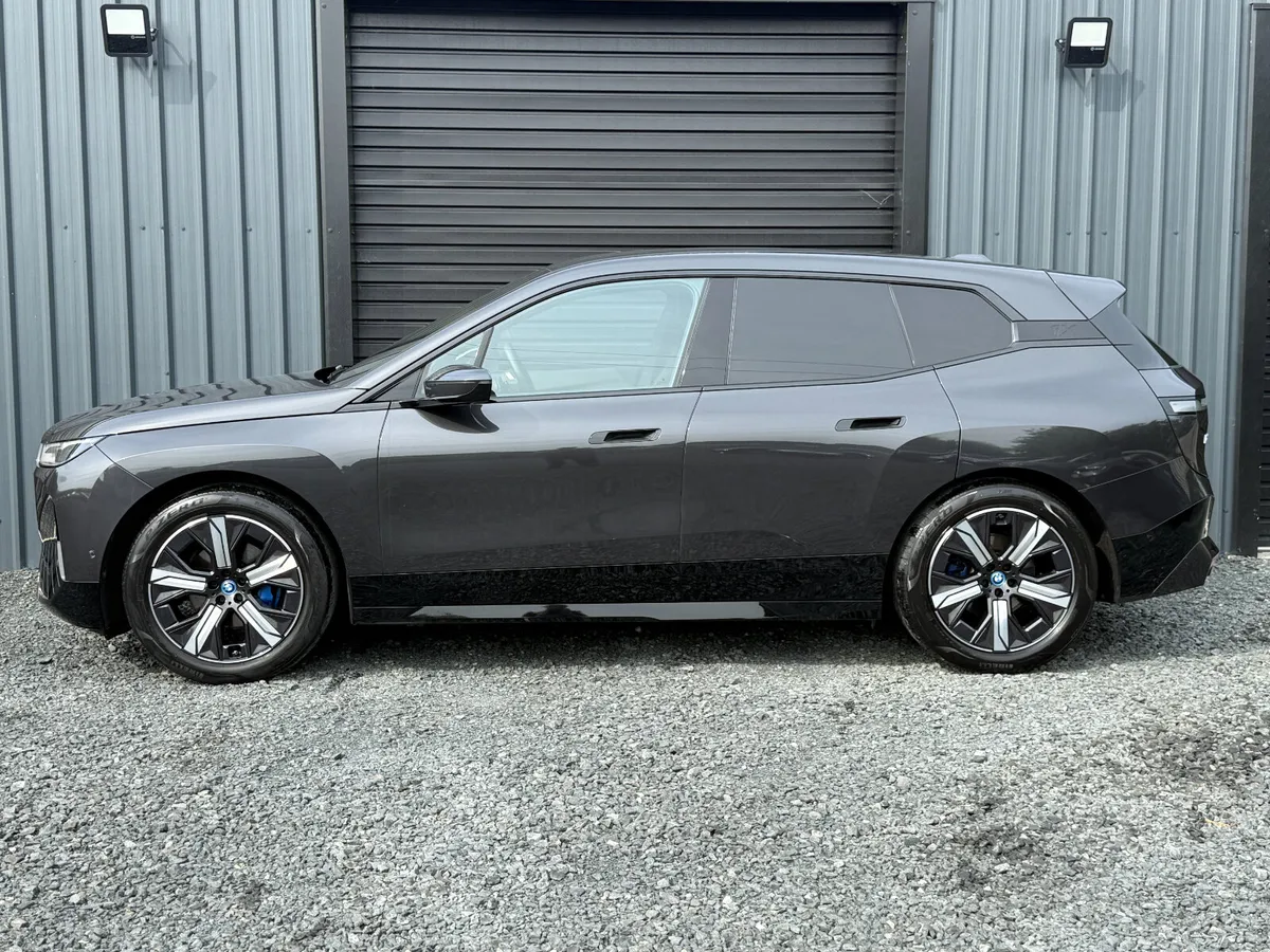 BMW IX M-SPORT 40E XDRIVE - Image 4