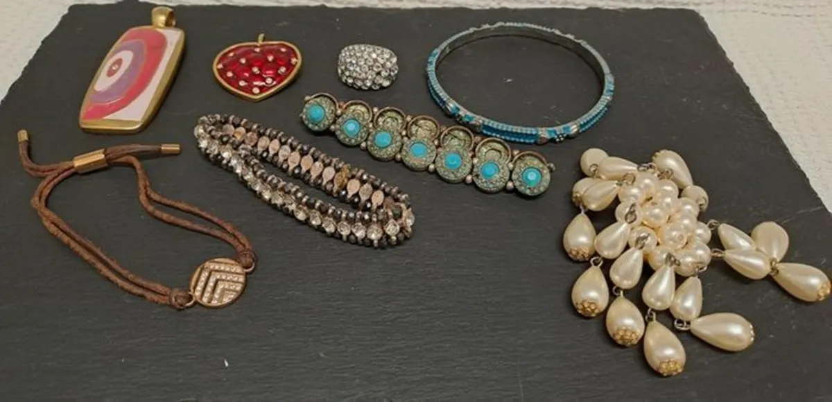Jewellery various pieces Eur 2 - Image 1