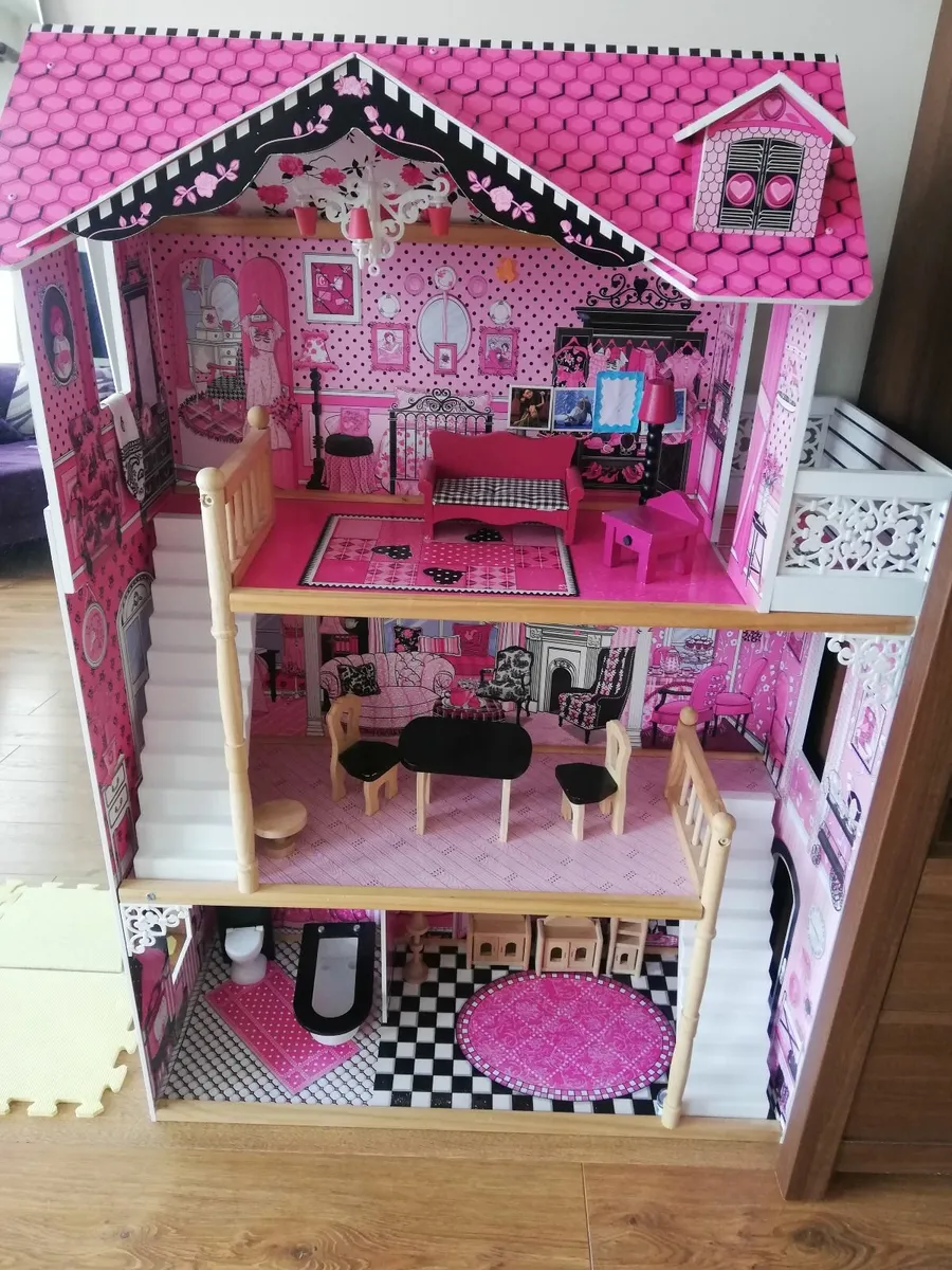 Doll House - Image 2