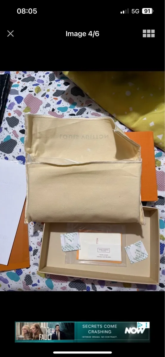 Louis Vuitton Wallet - Image 4