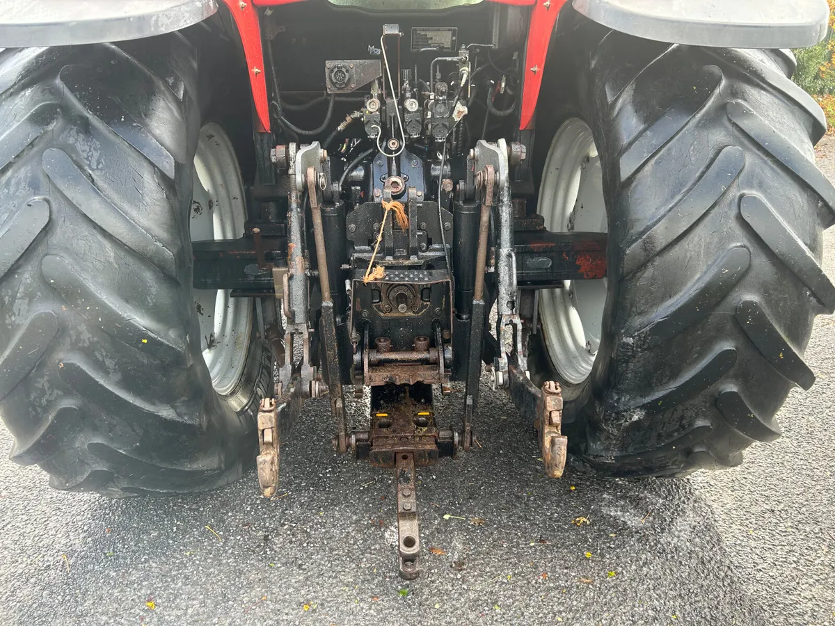 2004 Massey Ferguson 6465 - Image 4