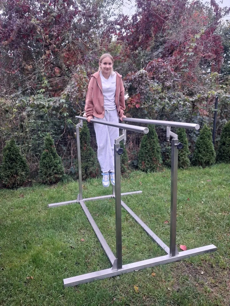 Gymnastics bars - Image 2